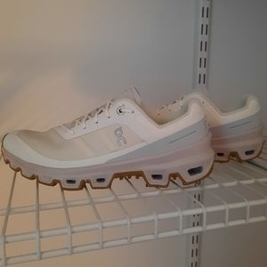 On Cloud Shoes NWOT